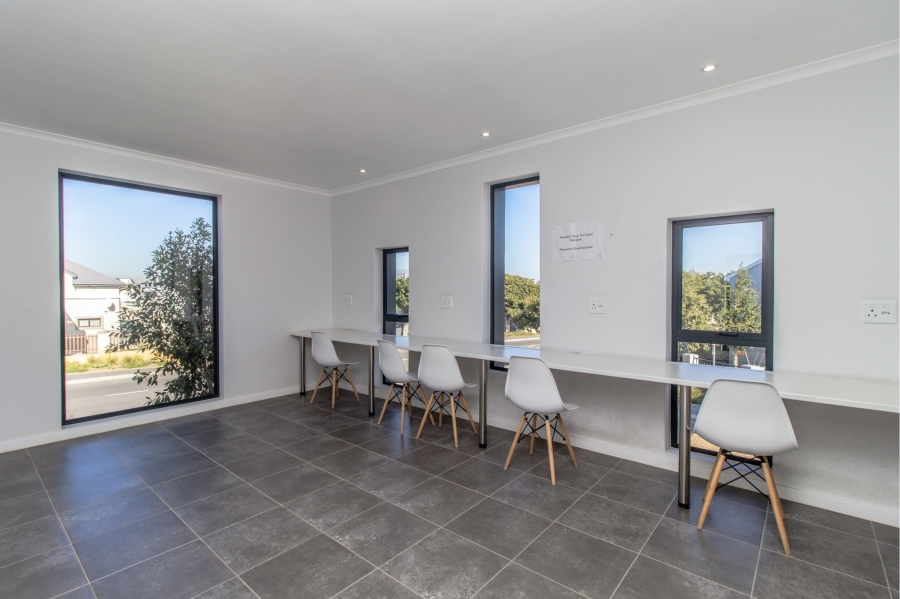 2 Bedroom Property for Sale in Burgundy Estate Western Cape